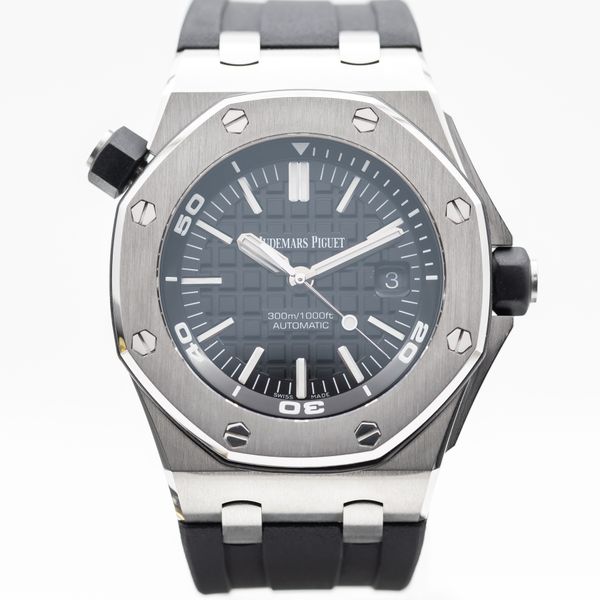 Audemars Piguet Royal Oak Offshore 15710ST.OO.A002CA.01